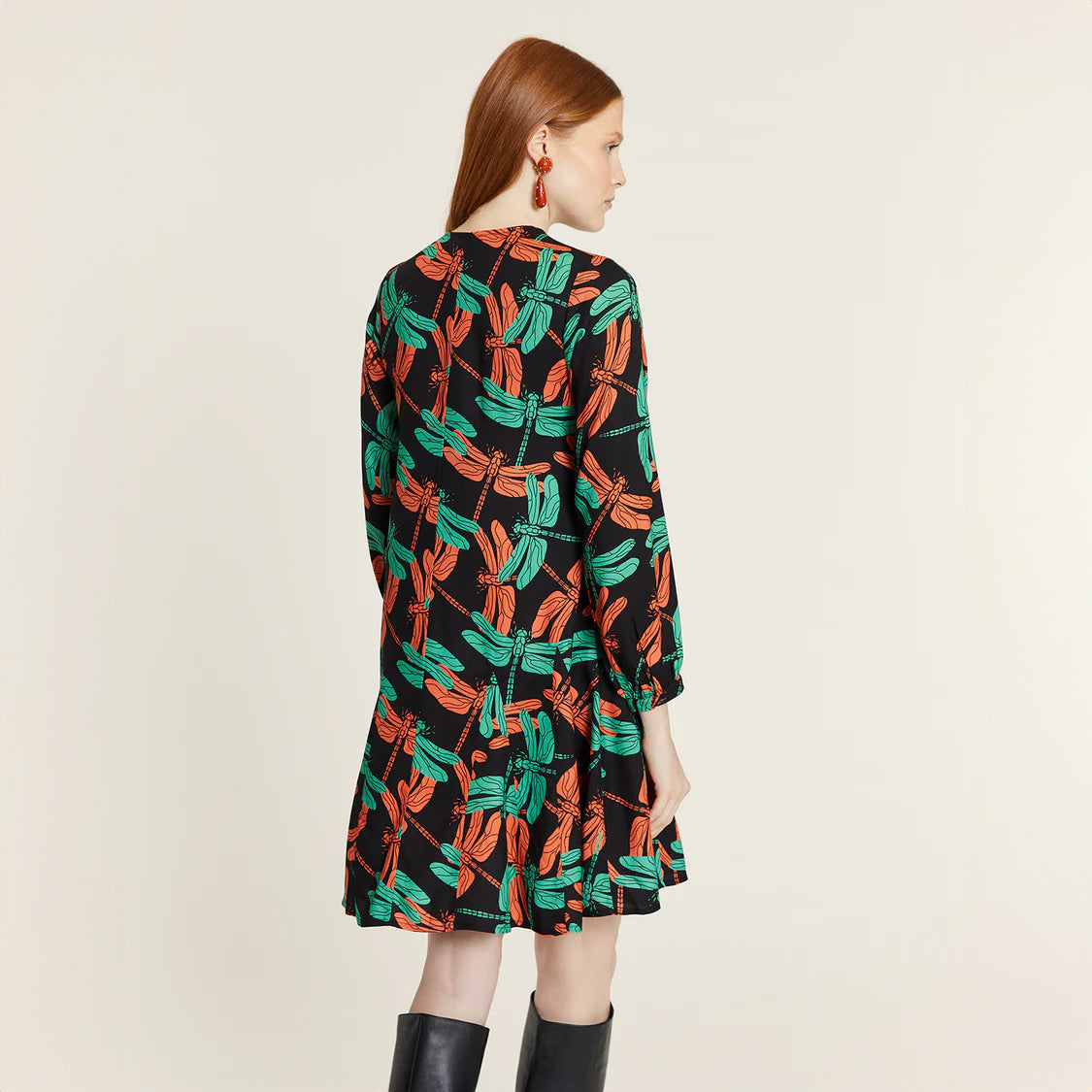 Vestido corto libélulas evasé