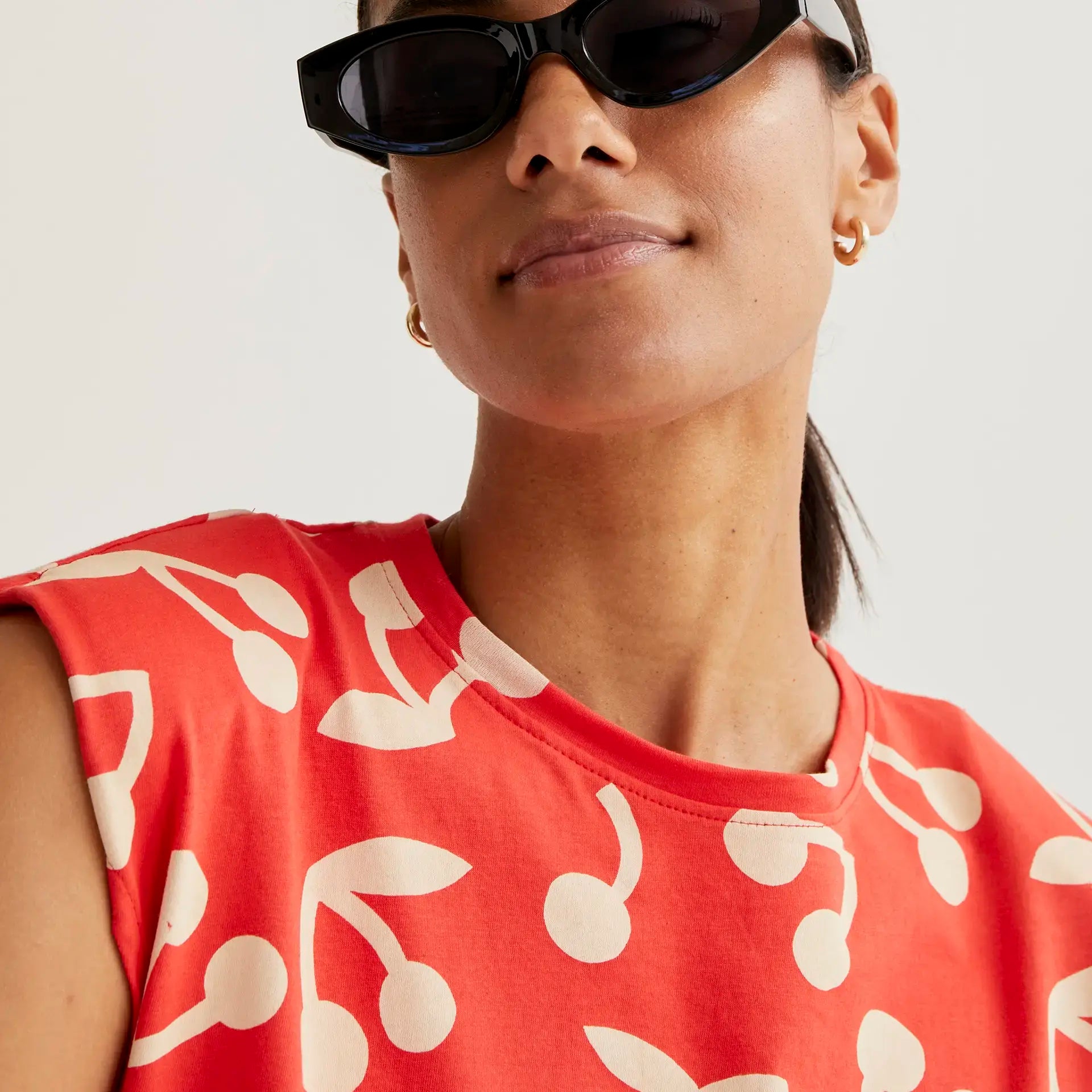 Vestido corto con estampado Red Guinda