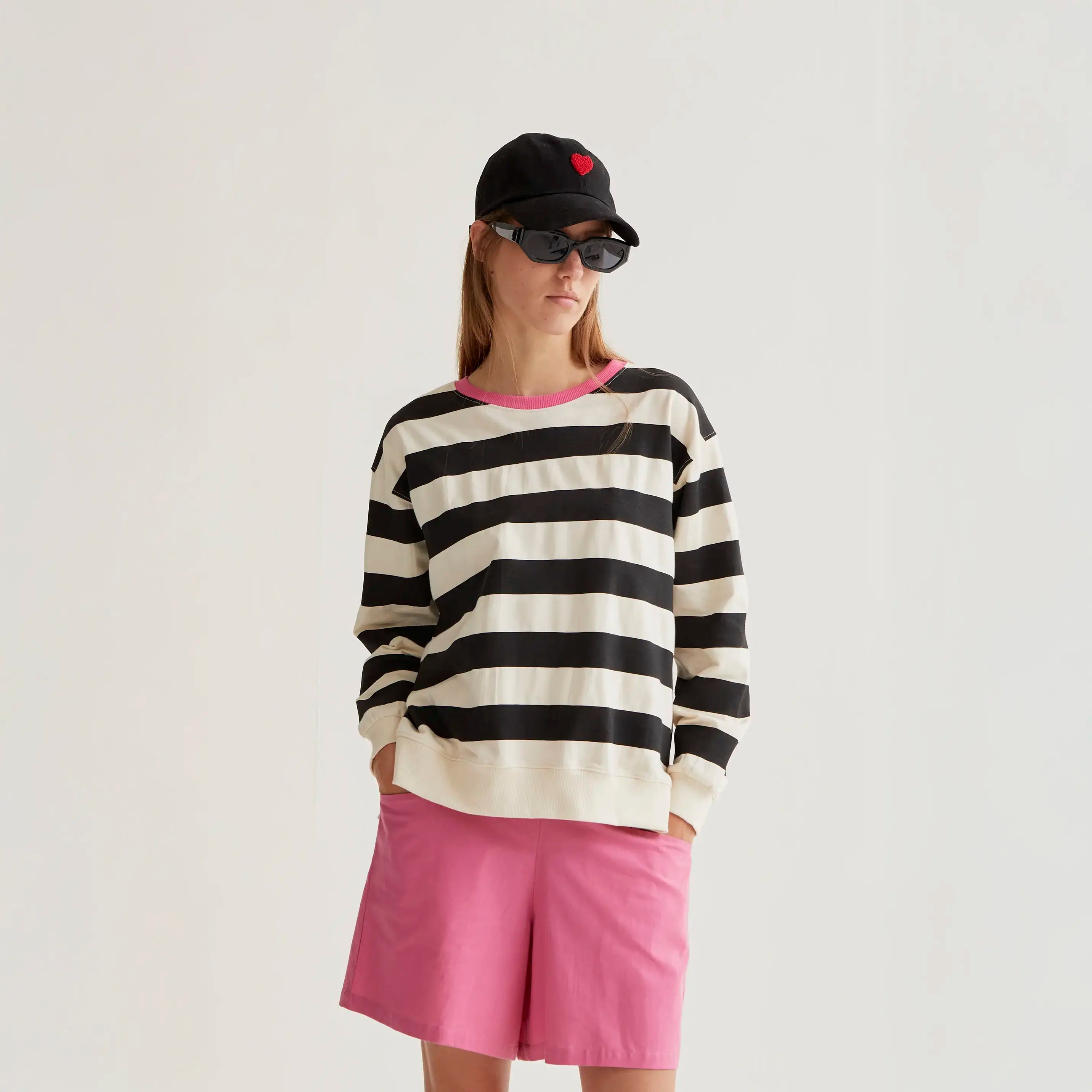 Sudadera con estampado de rayas blanco y negro