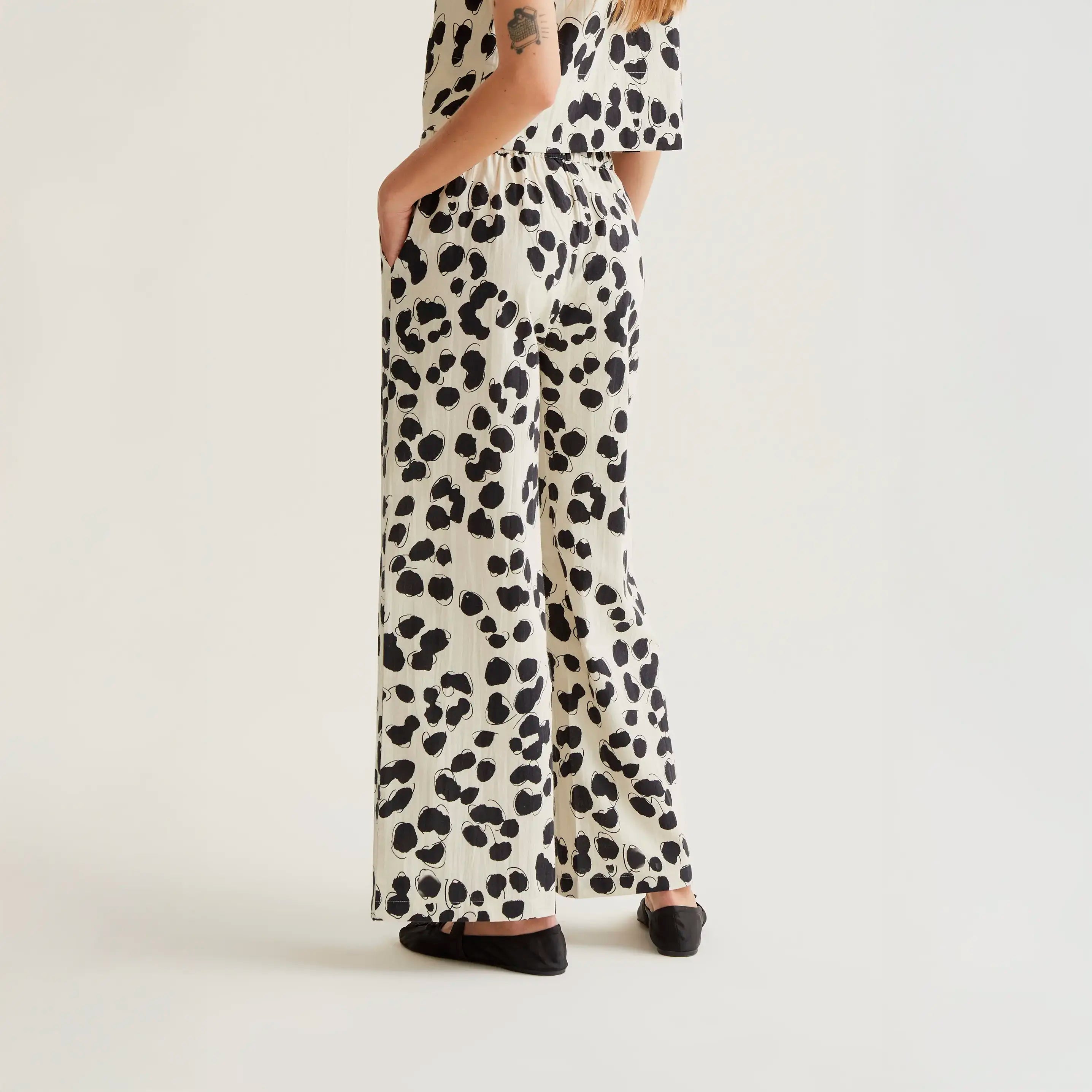 Pantalón con estampado Dalmatian