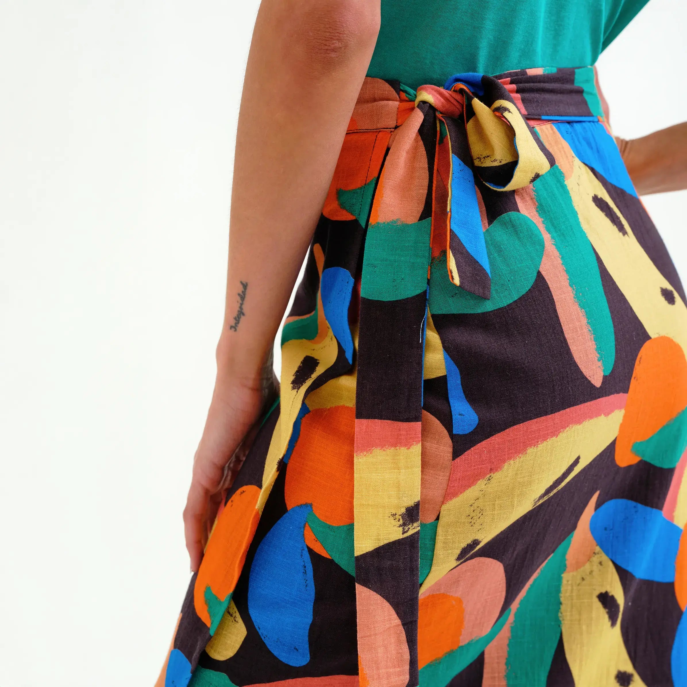 Falda midi con estampado Tutti Frutti Big