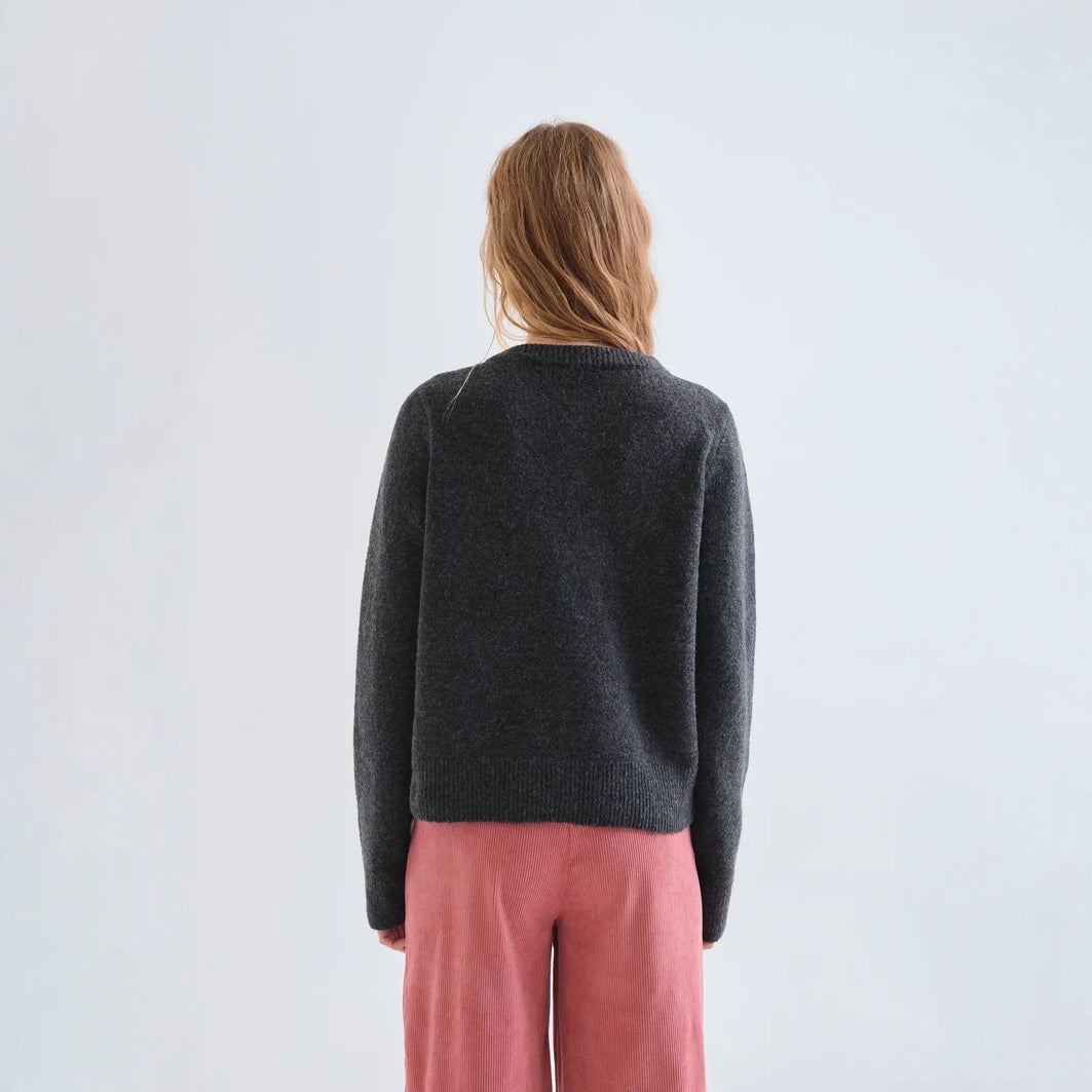 Cárdigan de Punto Gris Marengo con Botones Rosa Fucsia