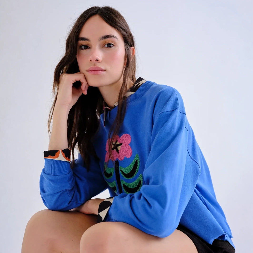 Sudadera de Algodón Azul Klein con Parche Floral Neo Garden