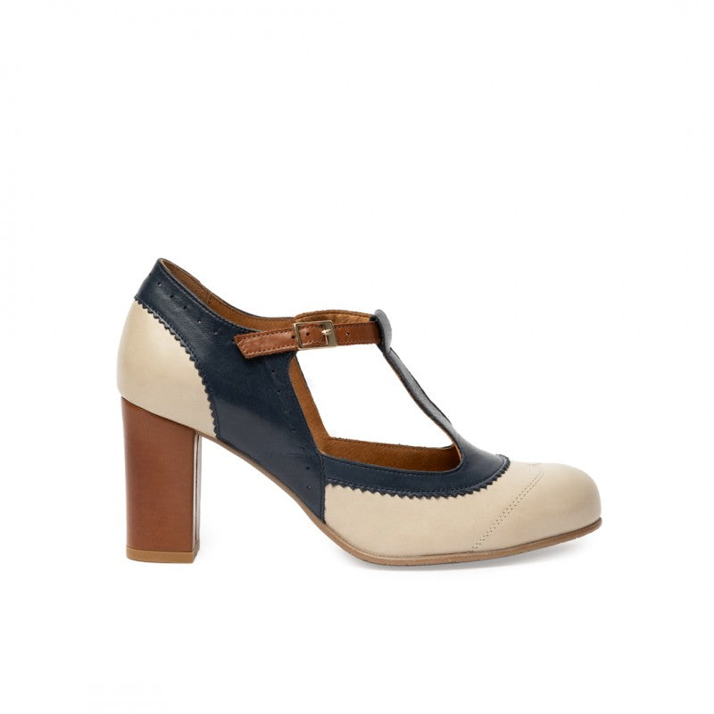 Ada capuchino brandy y Azul