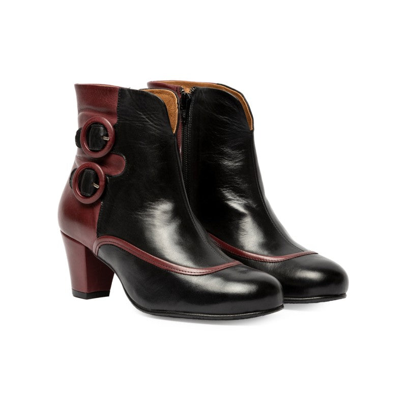 Úrsula negro y rojo