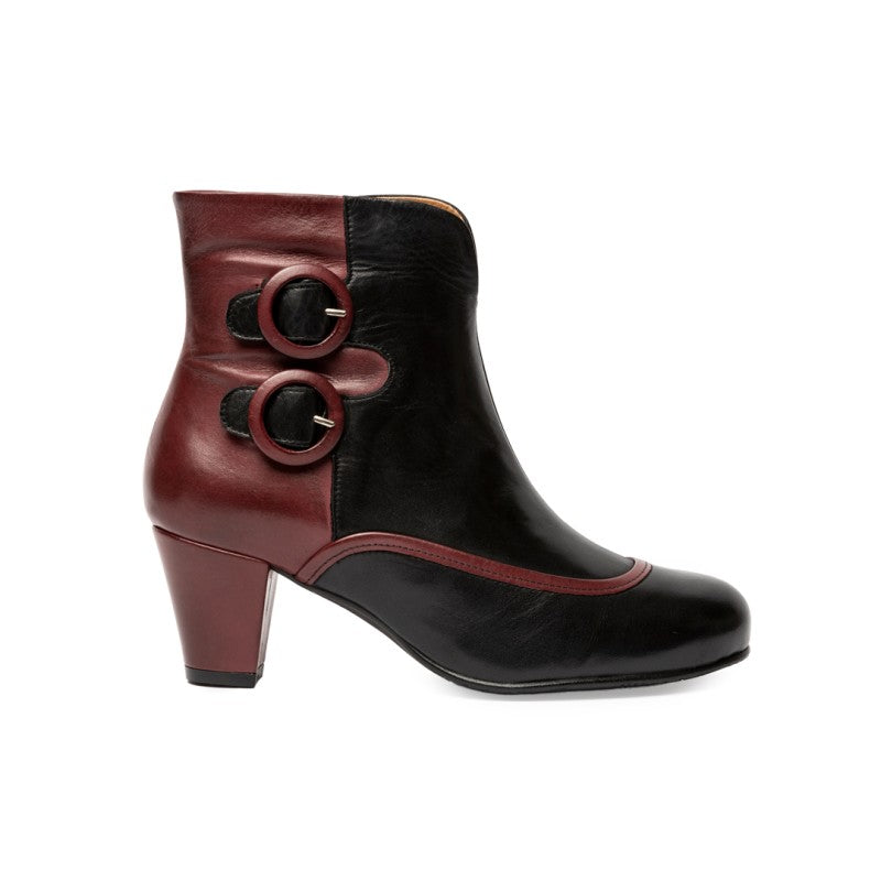 Úrsula negro y rojo