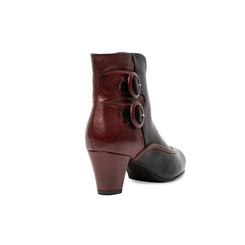 Úrsula negro y rojo