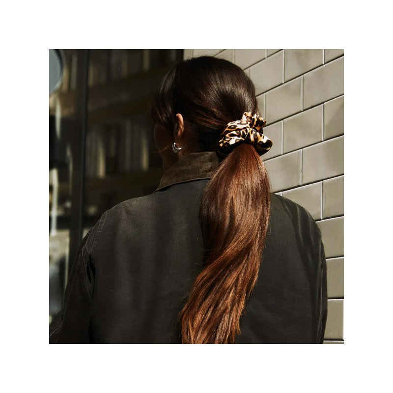 Coletero de satén de leopardo