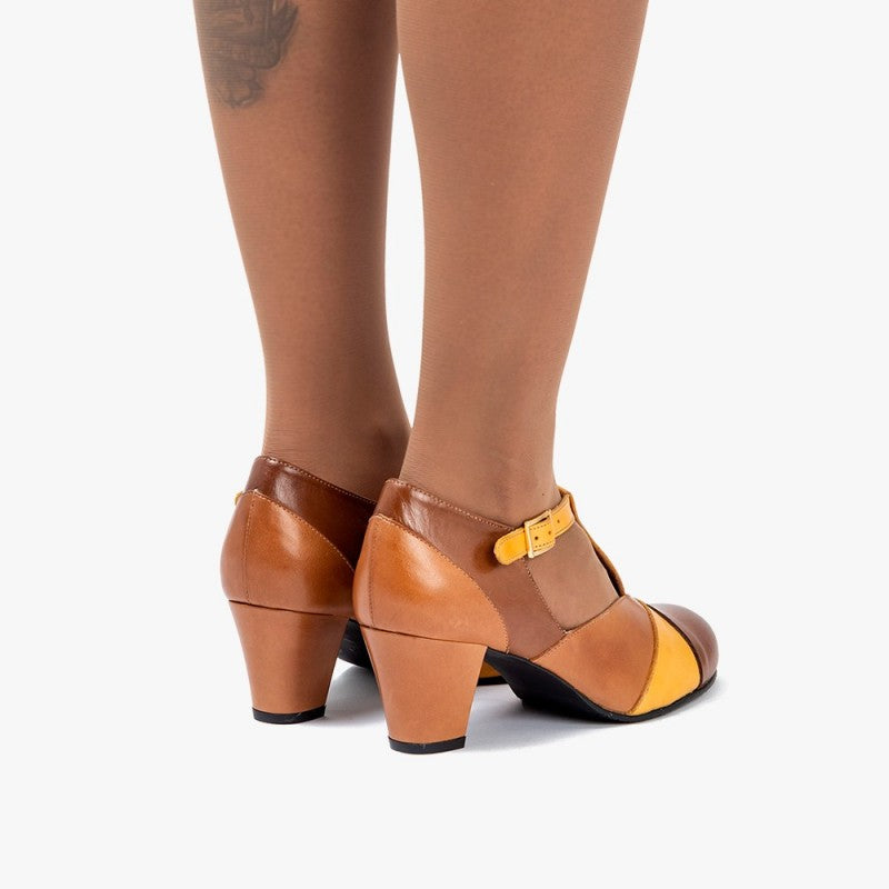 Dana mostaza y marrón