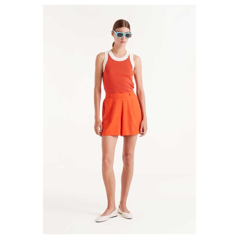 Shorts naranja