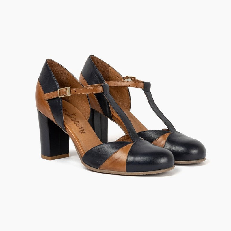 Magnolia azul y marrón claro