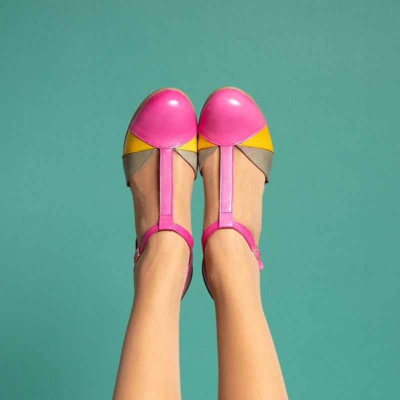 Magnolia rosa verde y amarillo