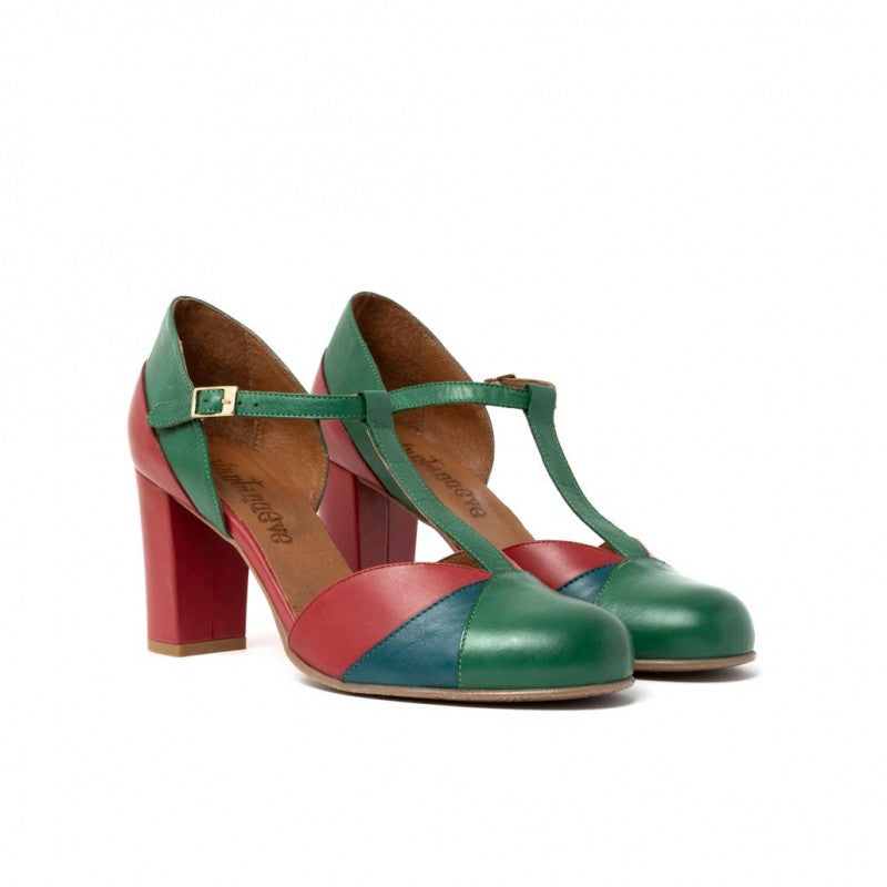 Magnolia verde rojo y azul