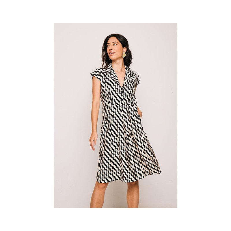 Vestido corto Mundaka cinta negra