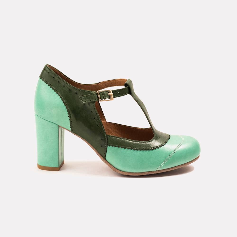 Green t clearance strap heels