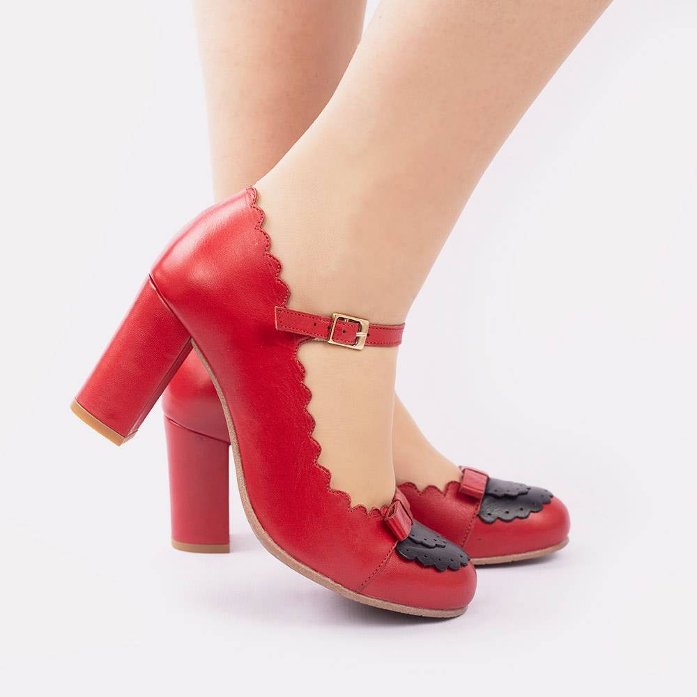 Pin up Schuhe Penelope rote und schwarze Retro Heels