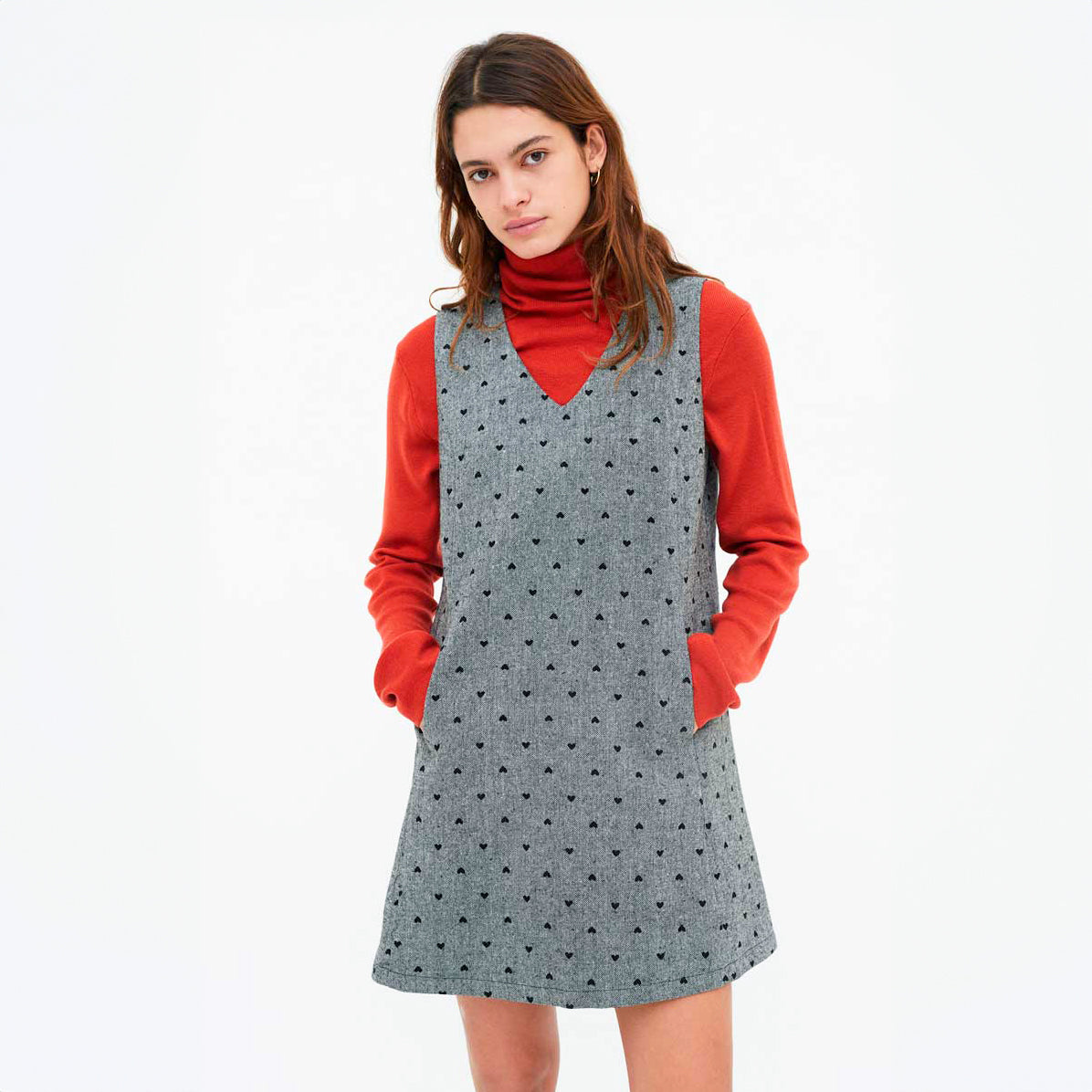 Vestido corto tweed con corazones