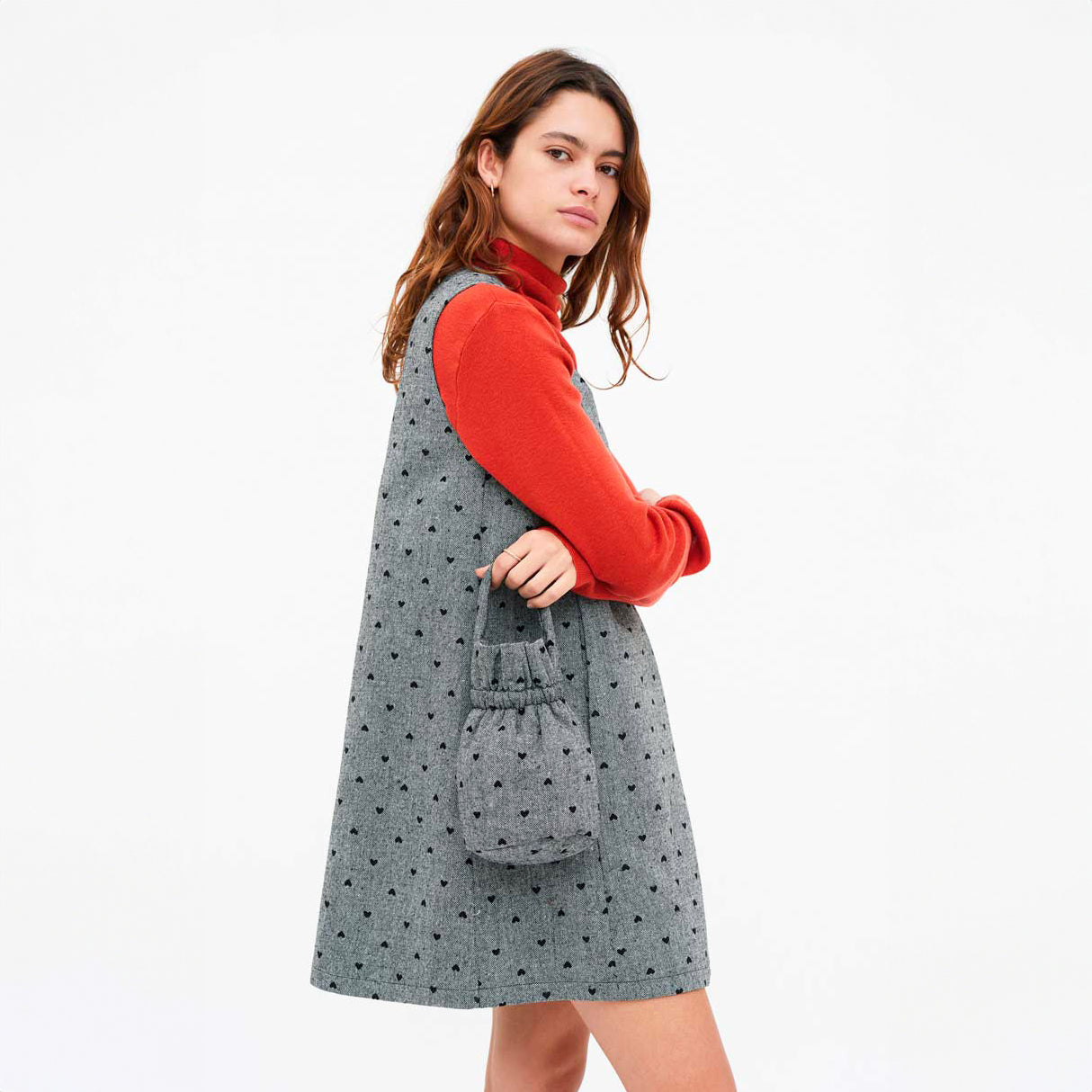 Vestido corto tweed con corazones