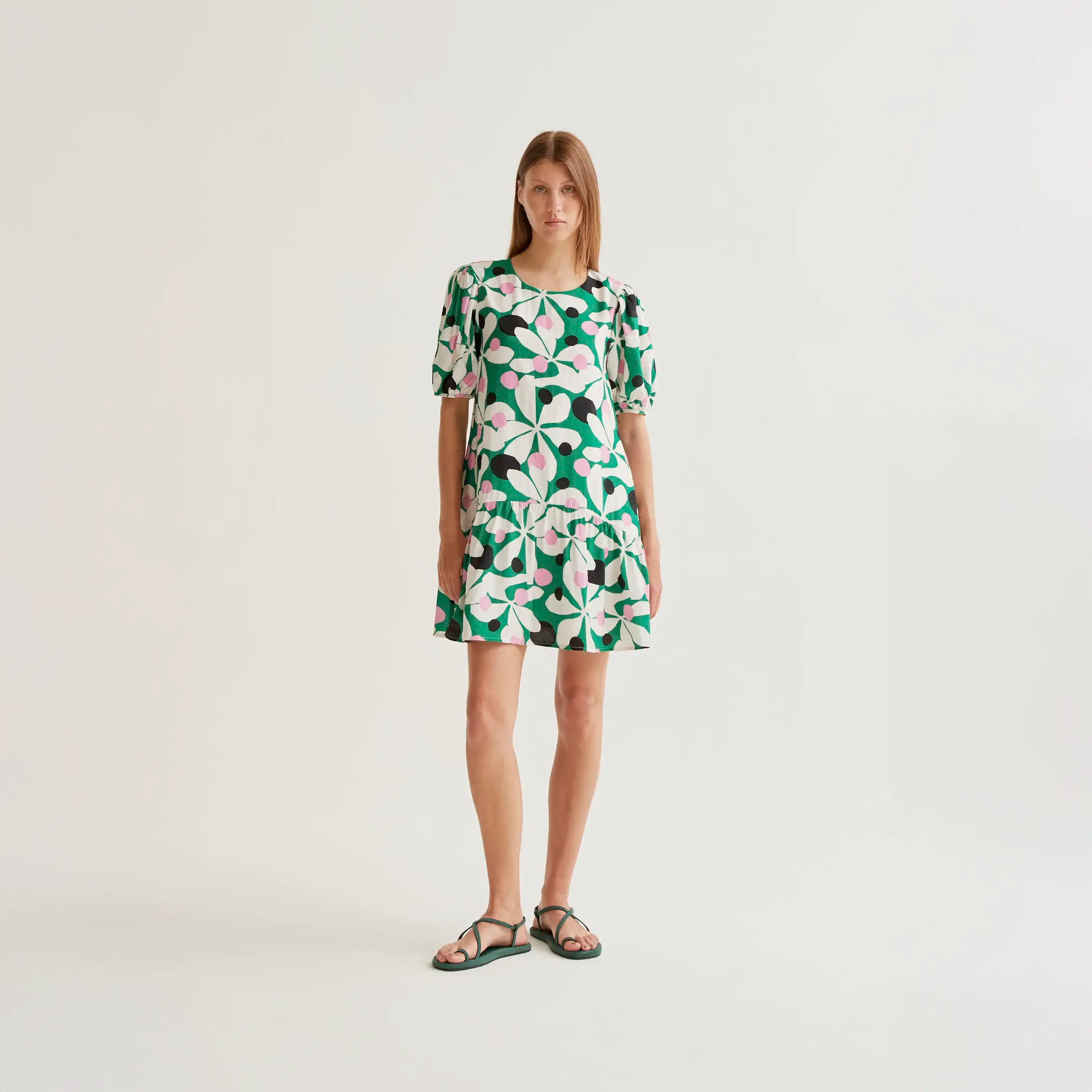 Vestido corto con estampado Hosta