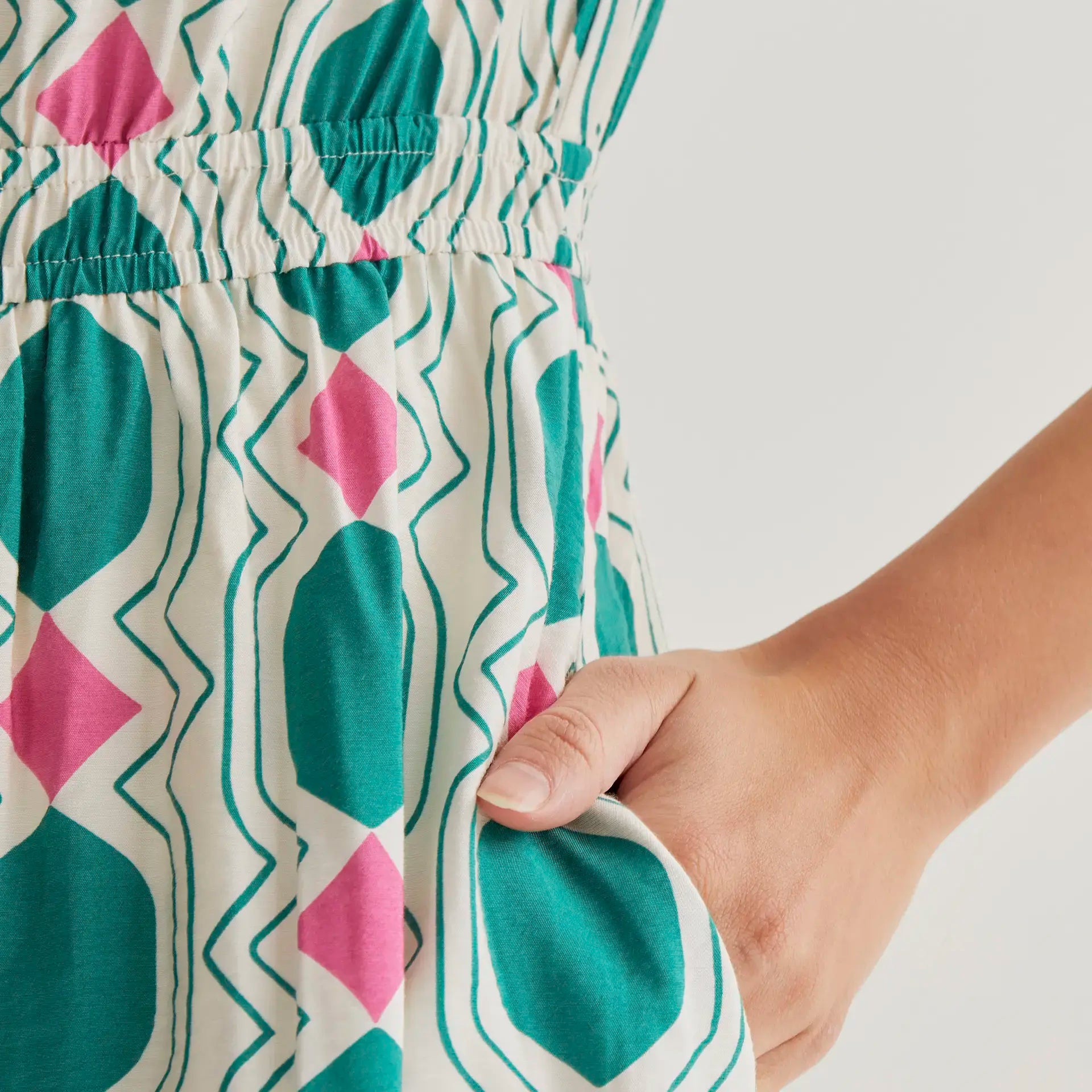 Vestido midi con estampado Geometric