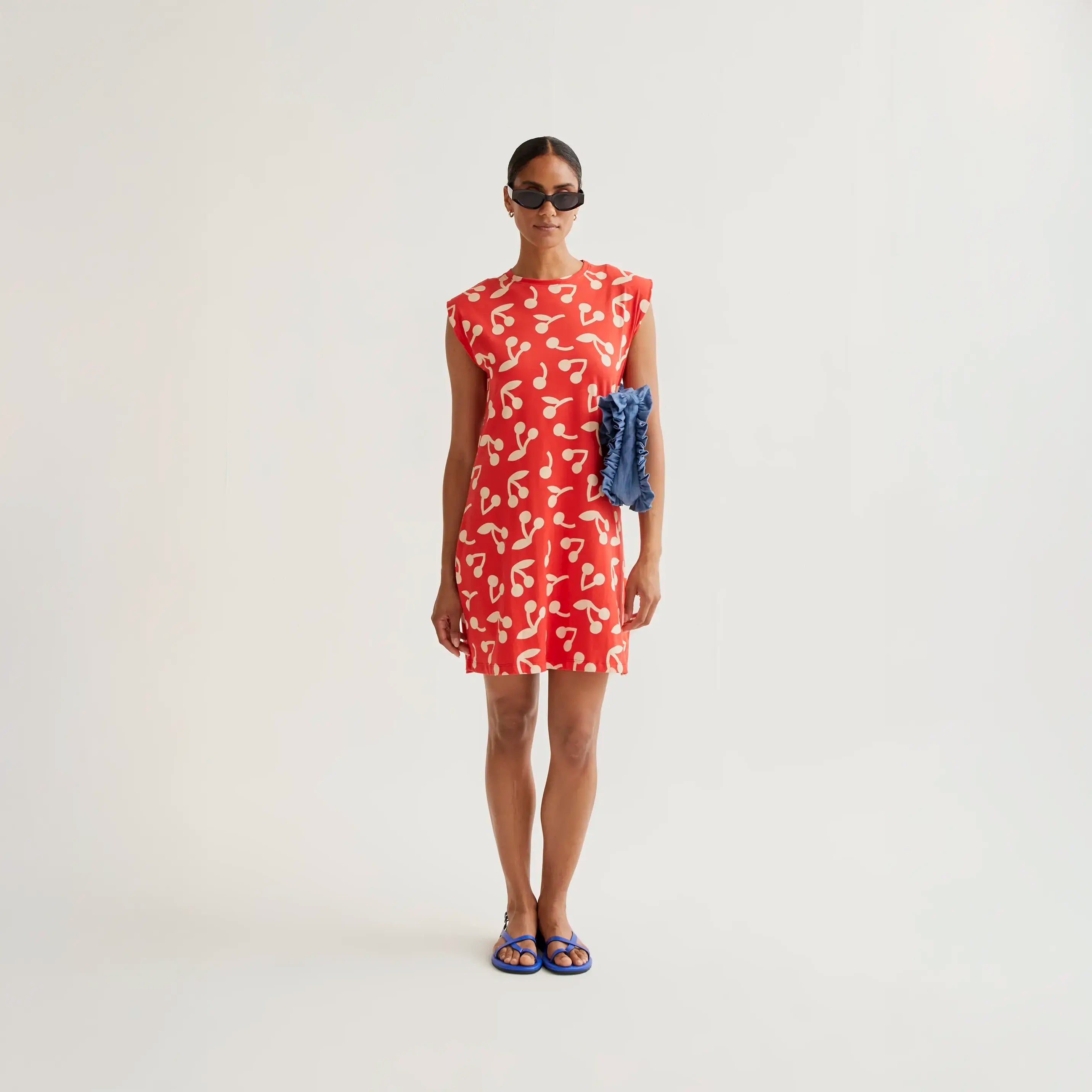 Vestido corto con estampado Red Guinda