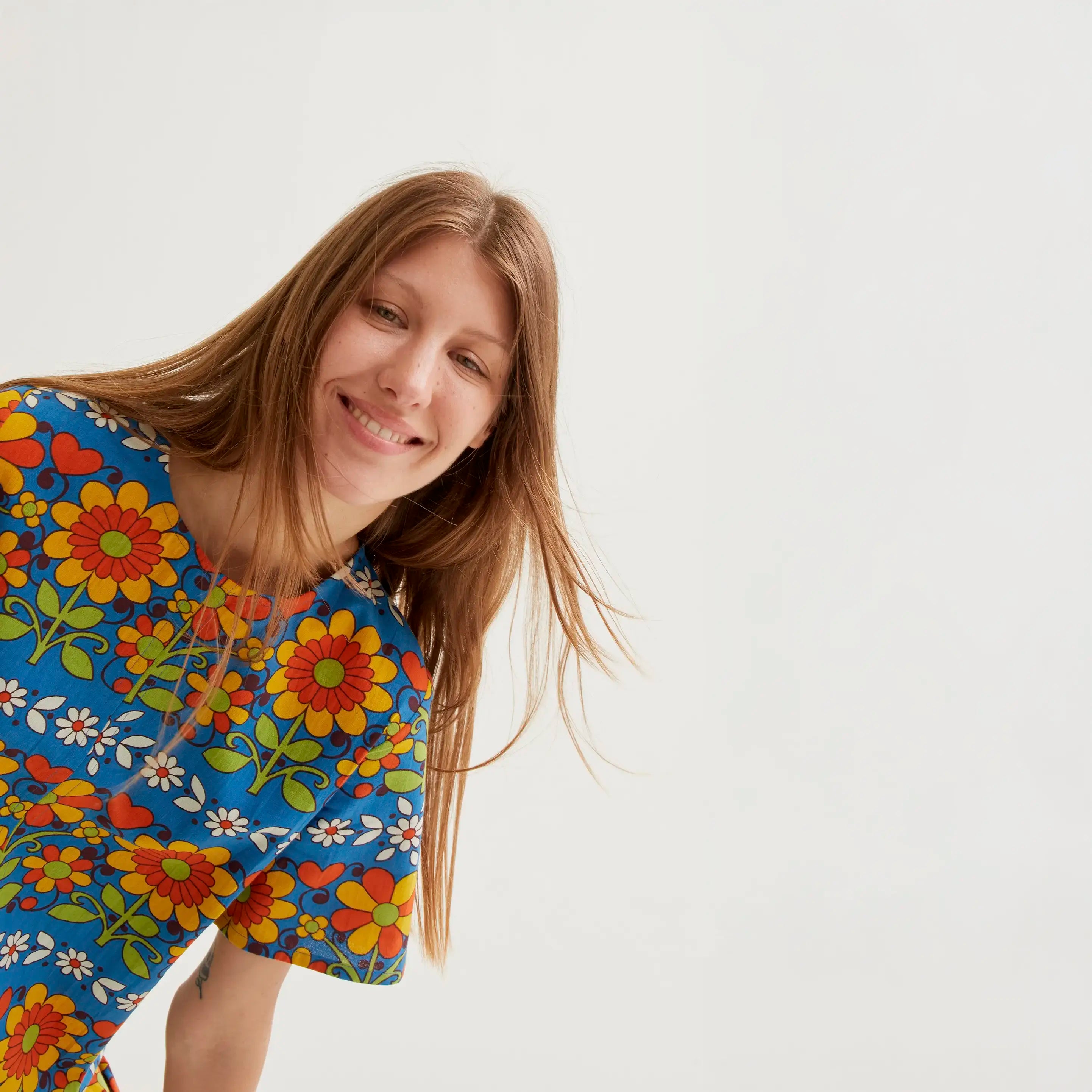 Vestido corto con estampado Garden