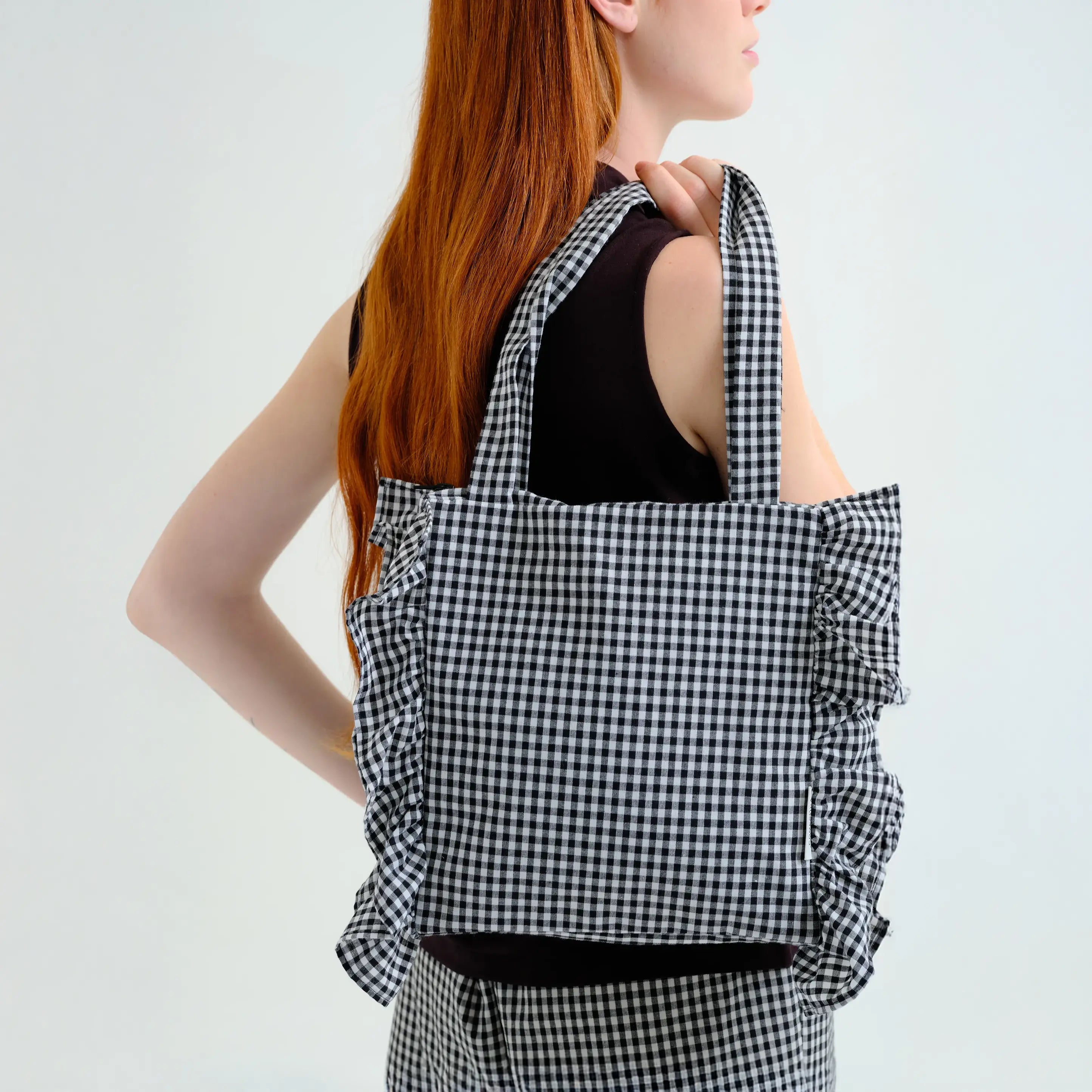 Bolso de cuadros vichy negro