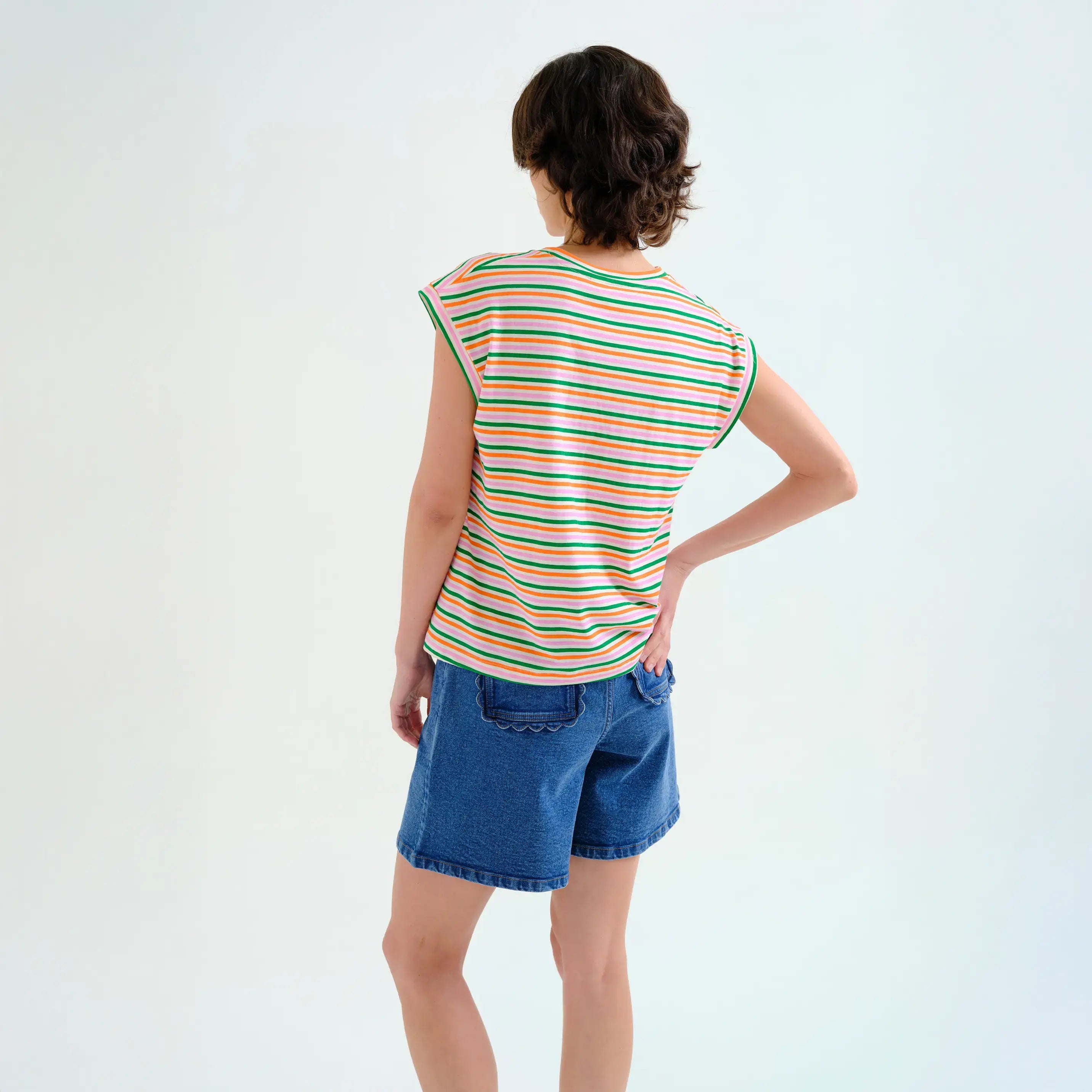 Camiseta con estampado de raya especial multicolor