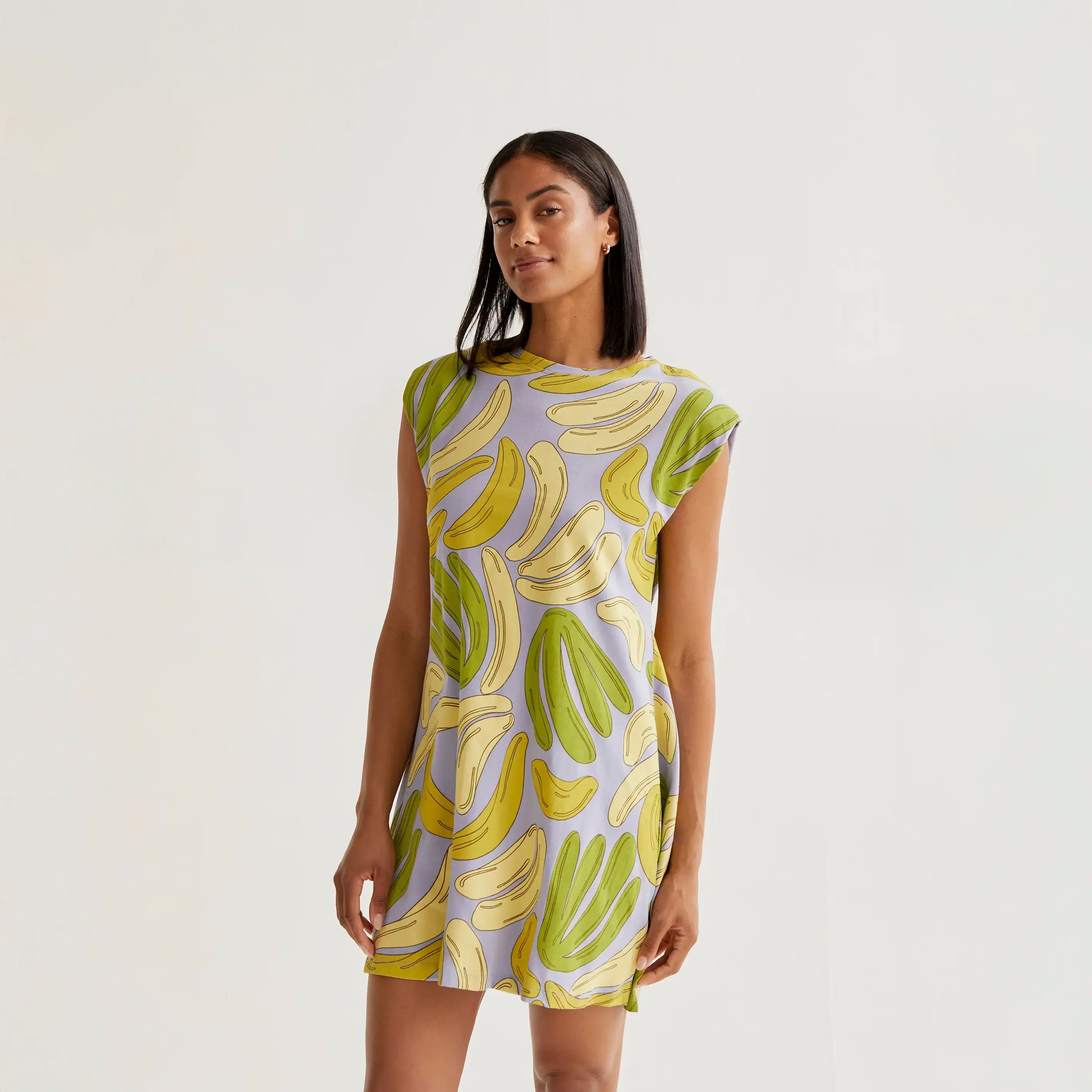 Vestido corto con estampado Guineo