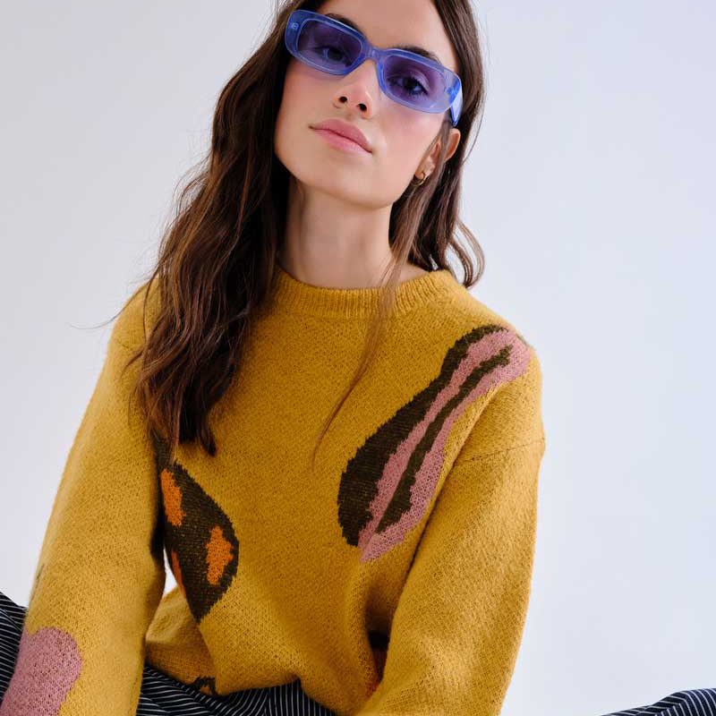 Jersey de Punto Jacquard Ocre con Motivo Huerto