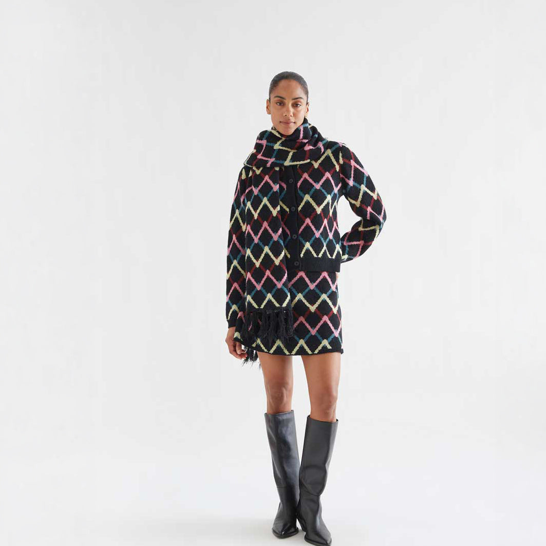 Minifalda de Punto Jacquard Negra con Rombo Geométrico Skein