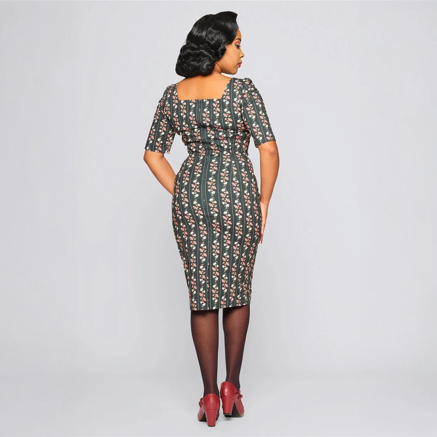 Vestido Midi Dolores Wallflower Pencil