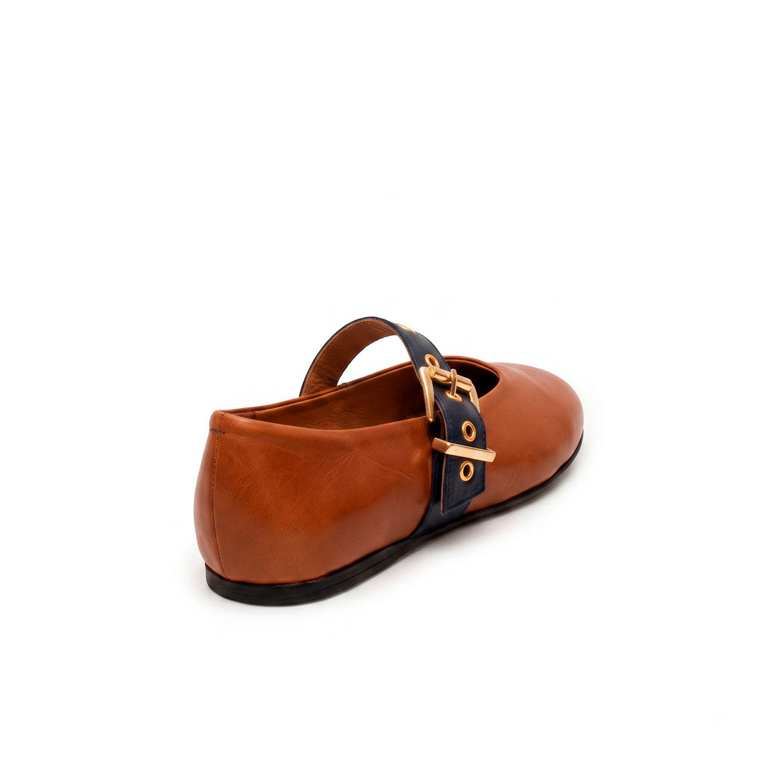 Nina brandy y jeans