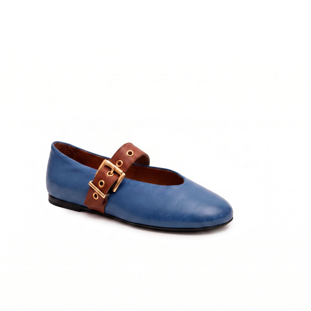 Nina azul cobalto y brandy